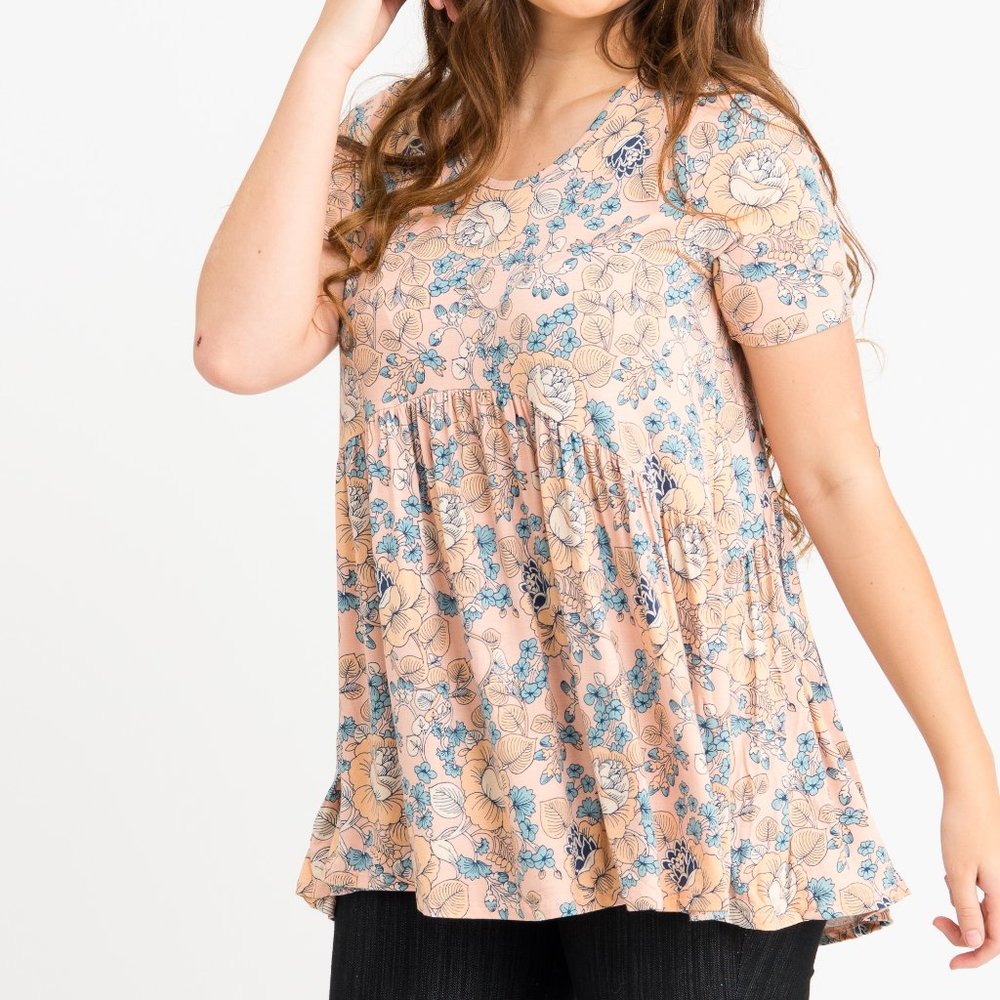 Agnes & Dora Muse Top I got you babe blush gold floral XS NWT